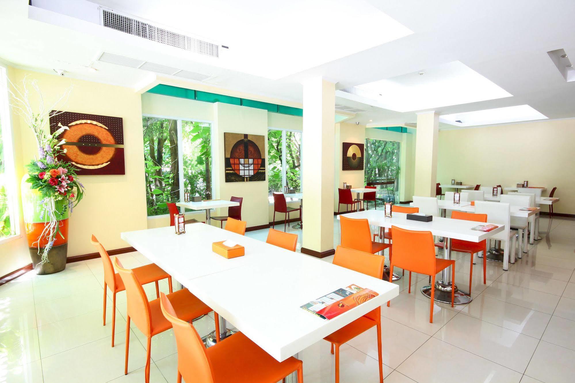 فندق Calypzo بانكوك المظهر الخارجي الصورة